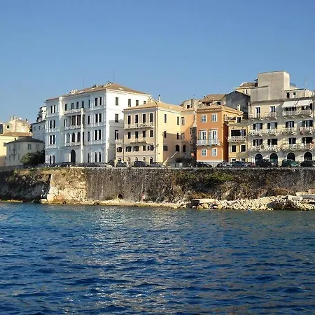 Mouragia Old Seaside Lejlighed *