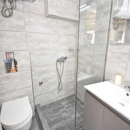 Mouragia Old Seaside Appartement